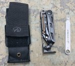 画像1: 米軍放出品　LEATHERMAN MUT　 マルチツール (1)