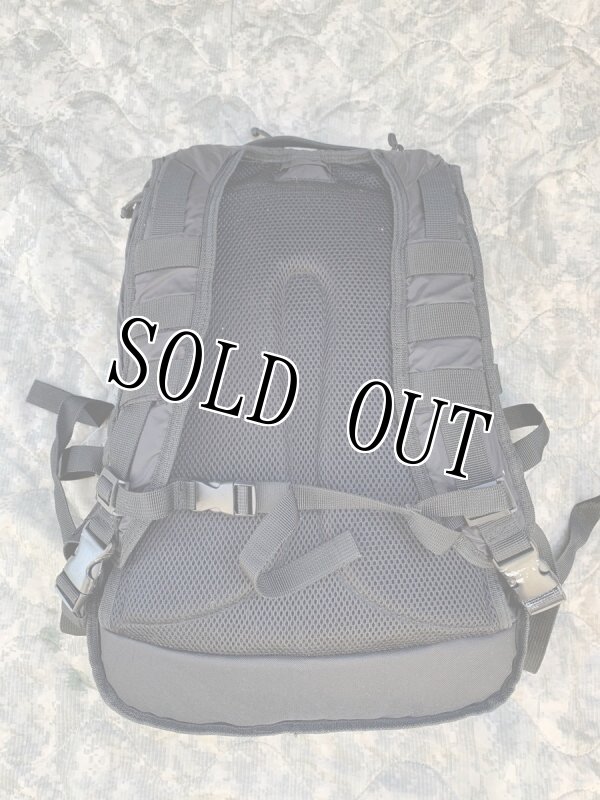 画像4: 米軍放出品　S.O.C. Streamline EDC バックパック (4)