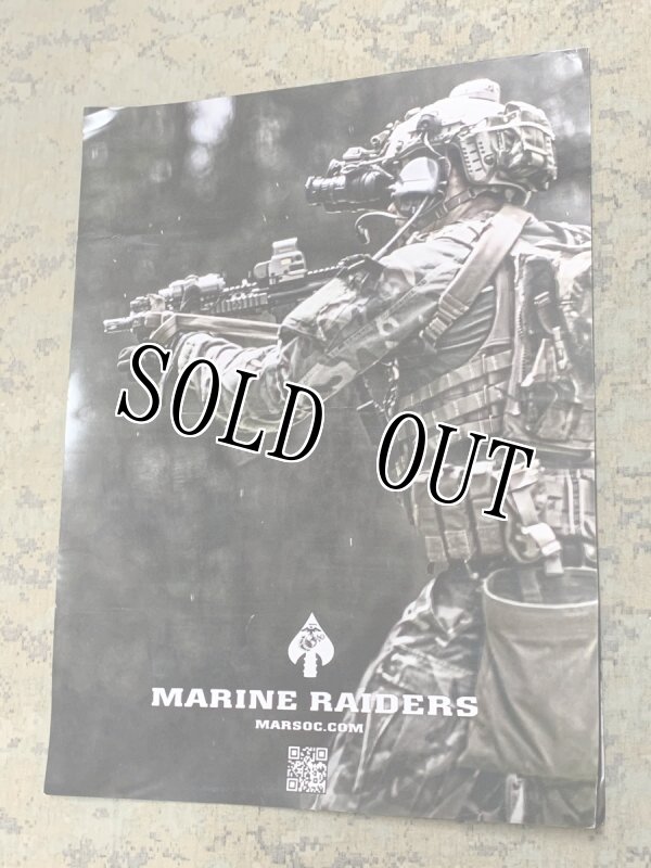 画像1: 米海兵隊実物　US MARINE RAIDERS ポスター　1点物 (1)