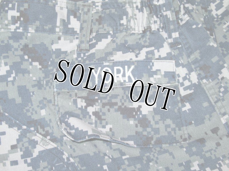 画像3: 米軍実物　US NAVY,　迷彩パンツ 　L-REGULAR (3)