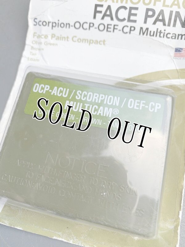 画像2: 米軍放出品 Make-up Kit Miltary 4 Color スコーピオン マルチカム (2)