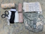 画像1: 米軍実物　ACU FIRST AID KIT ポーチ/トラウマキット セット (1)