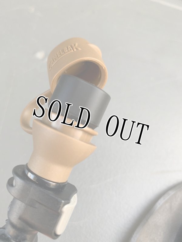 画像14: 米軍放出品 CAMELBAK ハイドレーション コヨーテ (14)