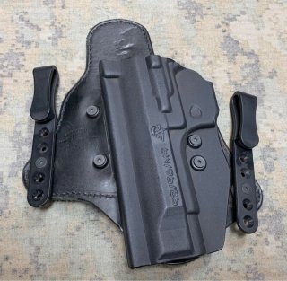 米軍放出品.ブランク アダプター 赤