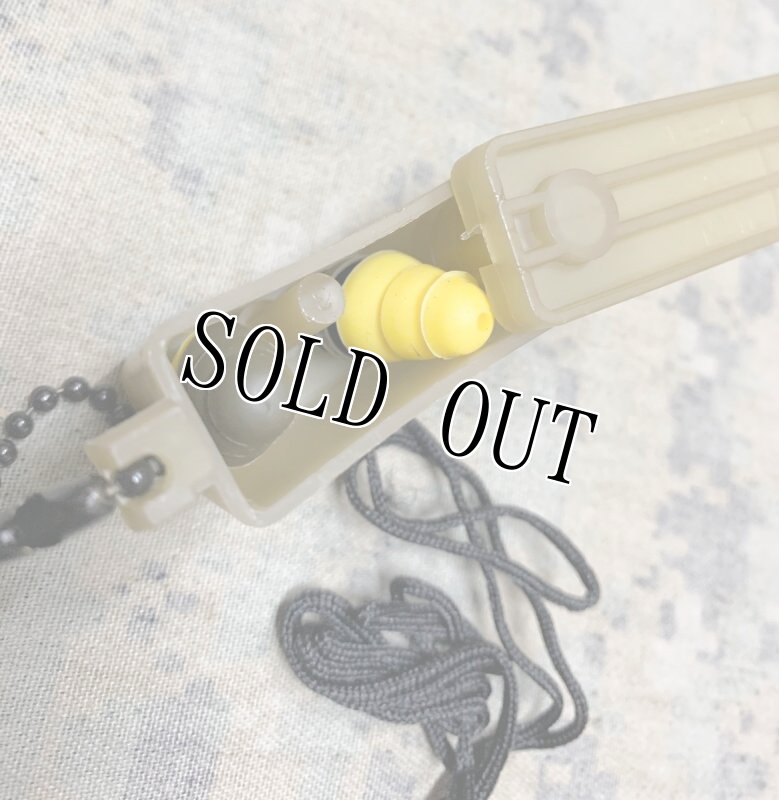 画像2: 米軍放出品　イヤープラグ　キャリングケース (2)