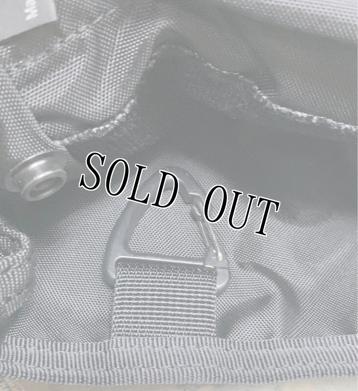 画像9: 米軍放出品　BLACKHAWK タクティカル ショルダー　バッグ  (9)