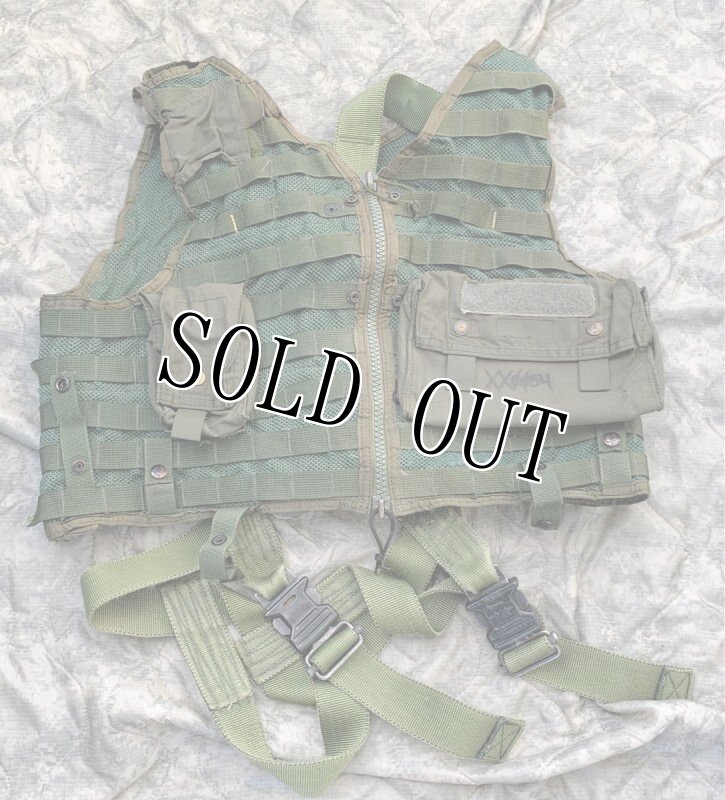 画像1: 米軍実物　CMU-33/P　サバイバルベストSURVIVAL VEST CMU-33/P22P-18 (1)