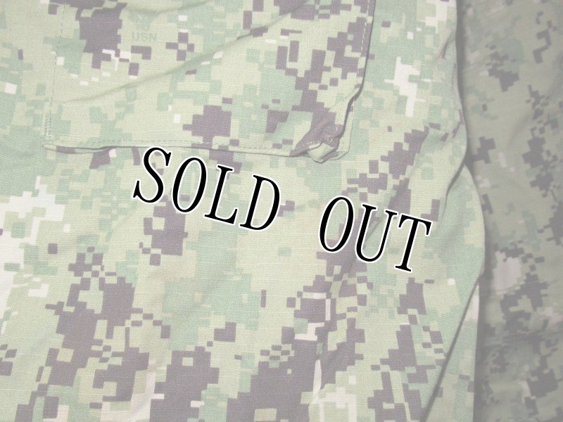 画像3: 米軍実物,US NAVY,　AOR2　NUW　迷彩ジャケット　TYPEIII　L-R (3)