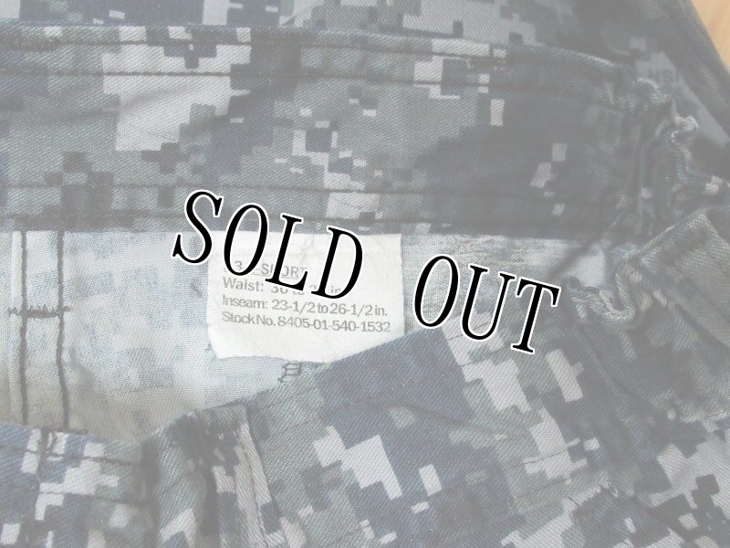 画像4: 米軍実物　US NAVY,　迷彩パンツ 　33-X SHORT (4)