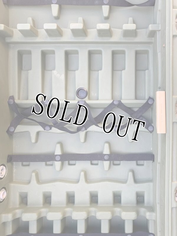 画像10: 米軍実物 HARDIGG RIFLE CASE  HOLDS 12 RIFLES  (10)