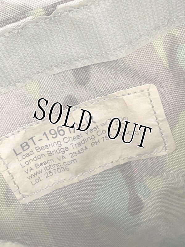 画像16: 米軍実物 LBT-1961A-R ロードベアリング チェストリグ マルチカム (16)