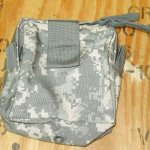 画像1: 米軍実物　MOLLE MODULAR LIGHTWEIGHT  LOAD-CARRYING EQUIPMENT  （MOLLE)II メディカルポーチ (1)