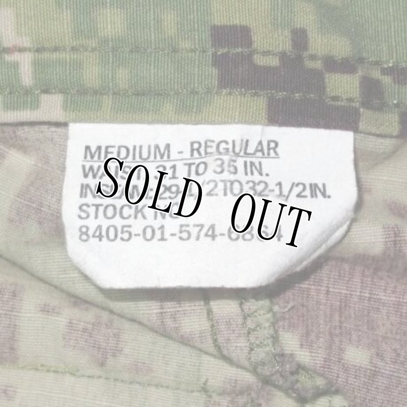 画像4: 米軍実物,US NAVY, AOR2 NUW 迷彩パンツ TYPEIII M-R (4)