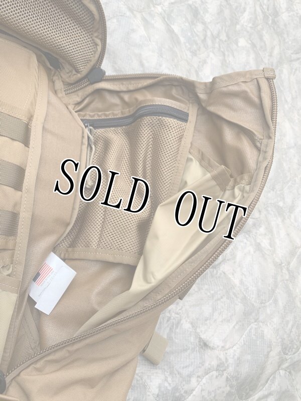 画像10: 米軍実物  MYSTERY RANCH    3 DAY ASSAULT BVS  コヨーテ (10)