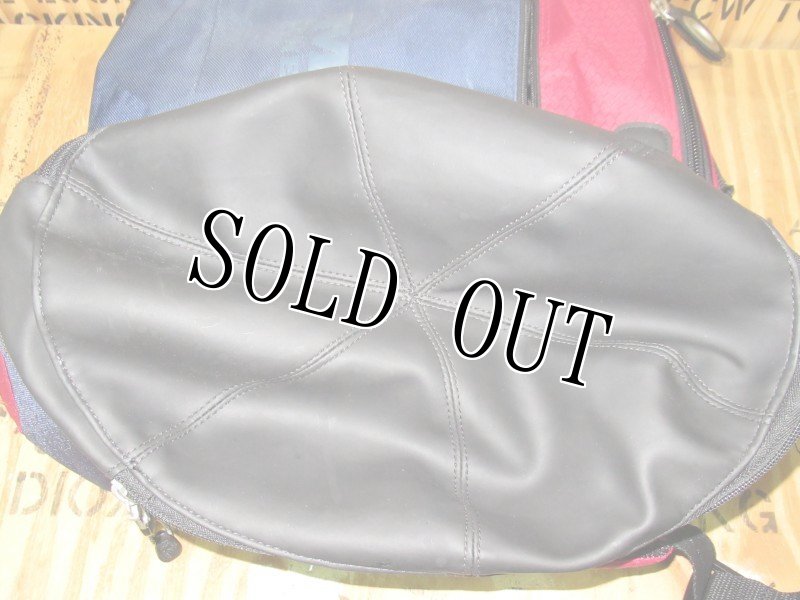 画像8: 米軍放出品 USMC ダッフル バッグ (8)