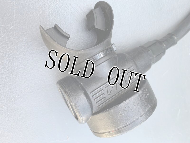 画像9: 米軍実物 Survival Egress Air緊急用  小型酸素　ボンベ ブラック 非常脱出  (9)