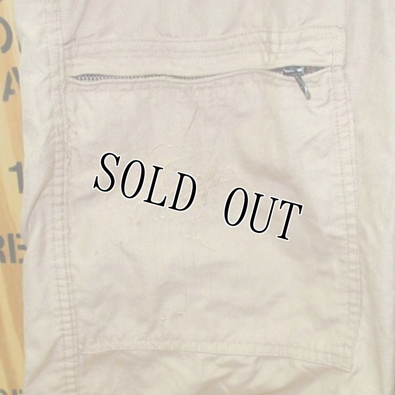 画像3: 米軍実物 CWU27/P　フライトスーツ　タン　42R (3)