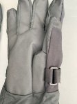 画像2: 米軍実物　OUTDOOR RESEARCH　OR   Adv Warm /Dry Gloves Military　LARGE (2)