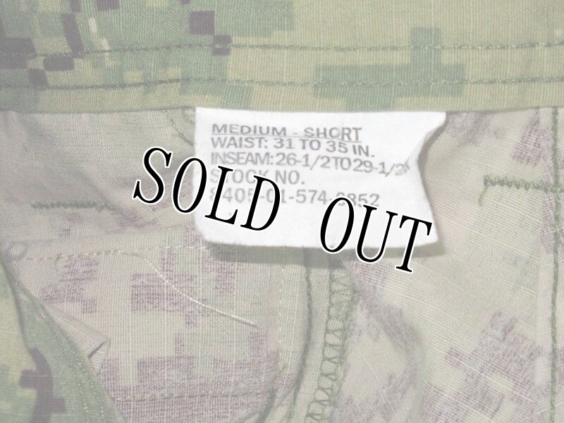 画像4: 米軍実物,US NAVY, AOR2 NUW 迷彩パンツ TYPEIII M-S (4)