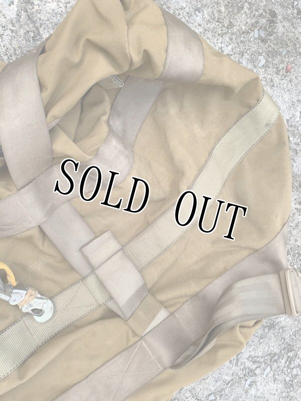 画像10: 米軍実物 EAGLE PARACHUTE DROP BAG (10)