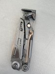 画像3: 米軍実物 官給品 LEATHERMAN MUT  マルチツール 銃器分解ツール (3)