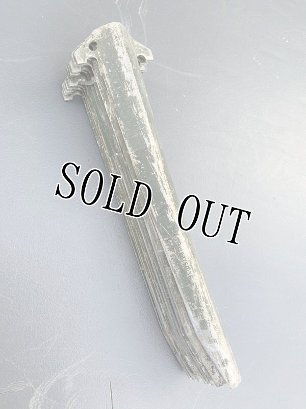 画像9: 米軍実物 テント用 ペグ 10本セット (9)