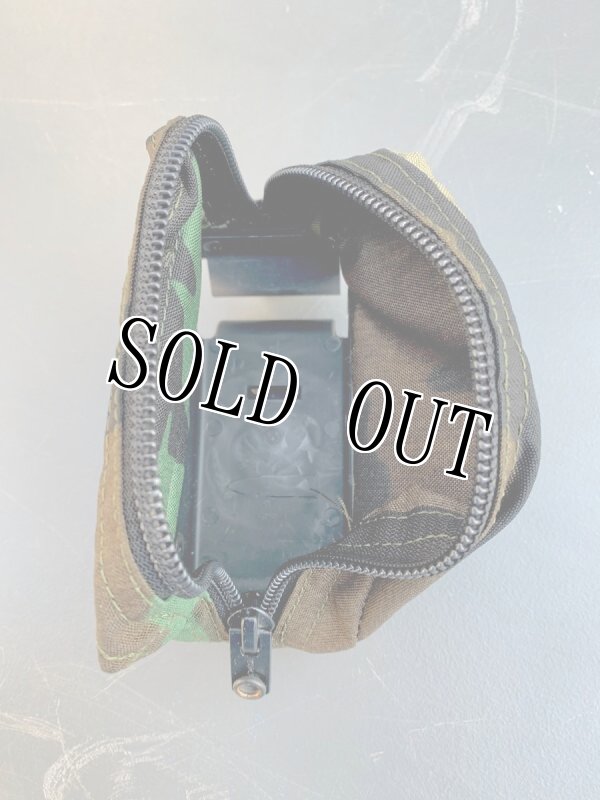 画像3: 米軍実物 M249 100ROUND MAGAZINE POUCH (3)