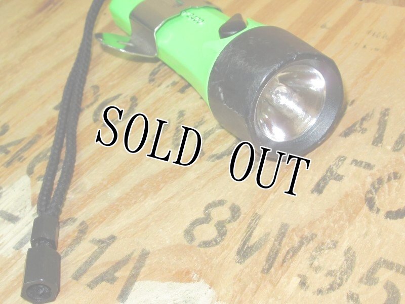 画像4: 米軍放出品 PELICAN StealthLite 2400  SUBMERSIBLE ファイヤーマンフラッシュライト (4)