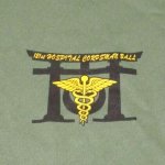 画像2: 米軍放出品　121st HOSPITAL CORPSMAN BALL　Tシャツ　 LARGE (2)