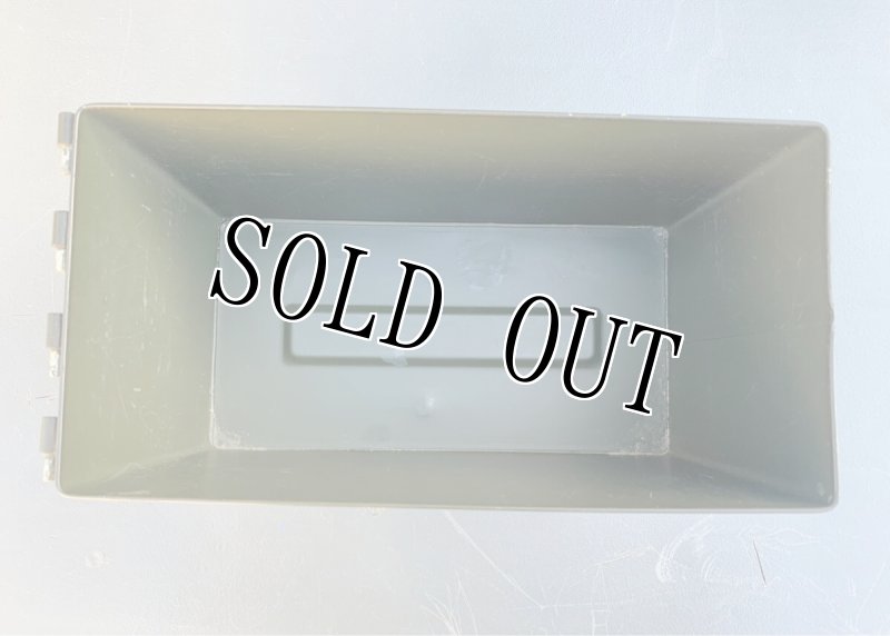 画像9: 米軍実物 アーモボックス 840 CRTG 5.56MM　弾薬ケース (9)