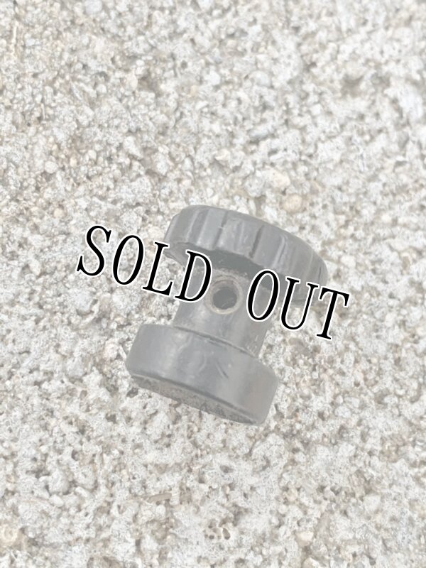 画像3: 米軍実物 PVS-14A2 ナイトビジョン バッテリーボックス スイッチ (3)