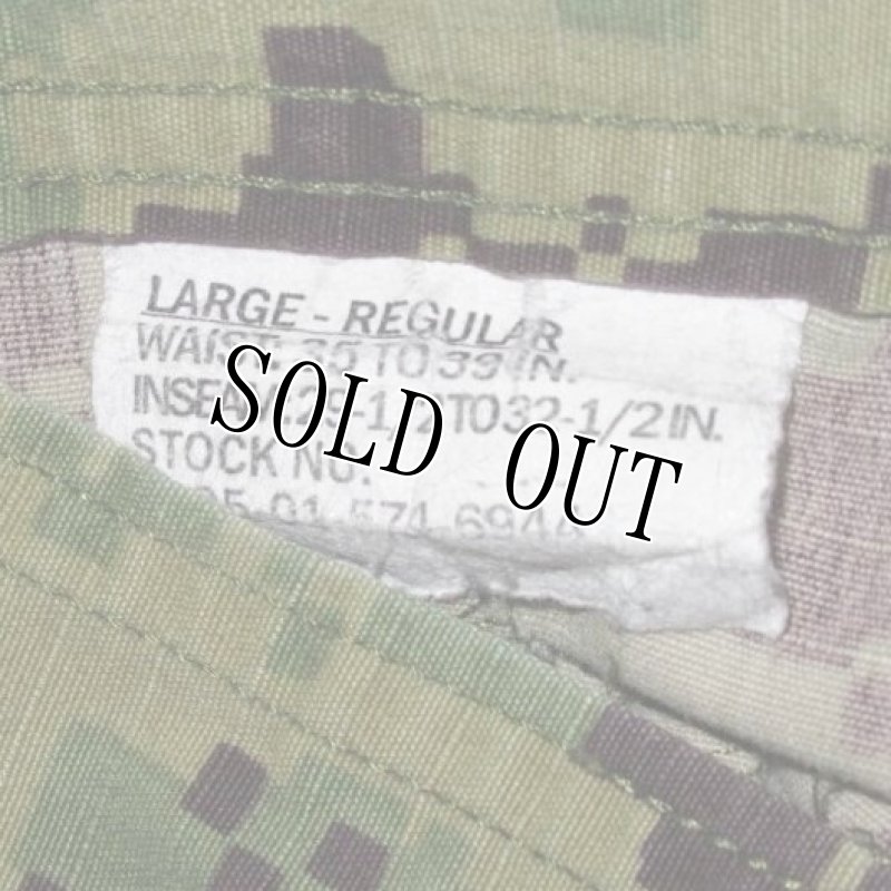 画像6: 米軍実物,US NAVY,　AOR2　NUW　迷彩パンツ　TYPEIII　L-R (6)