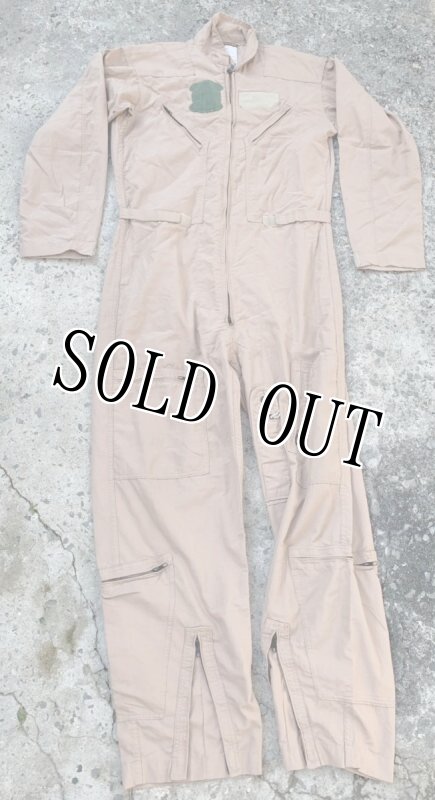 画像4: 米軍実物 CWU27/P　フライトスーツ　タン　44L (4)