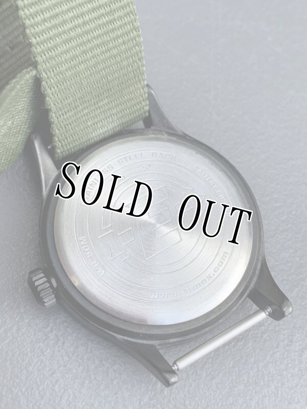 画像5: 米軍放出品  TIMEX エクスペディション スカウト 40MM   ミリタリー アナログ カーキ ブラック  (5)