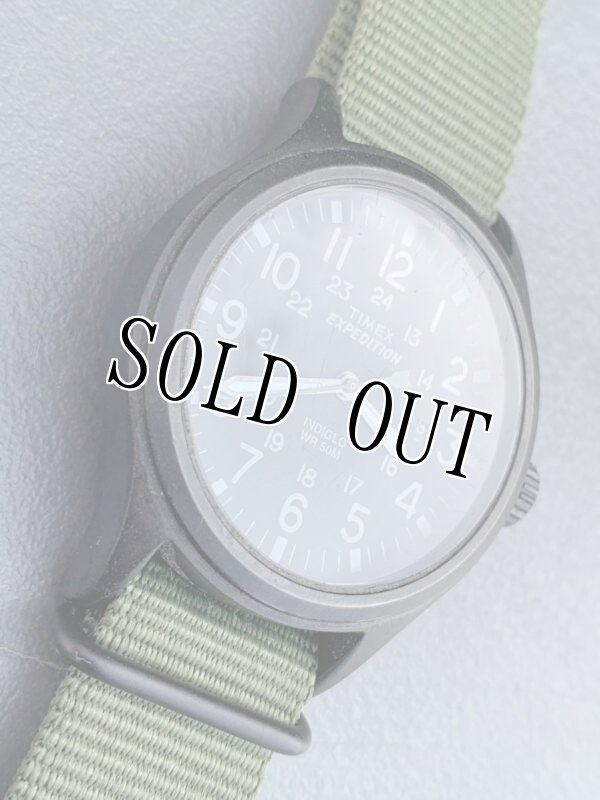 画像2: 米軍放出品  TIMEX エクスペディション スカウト 40MM   ミリタリー アナログ カーキ ブラック  (2)