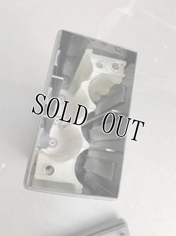 画像7: 米軍実物 Thales Battery Adapter For MBITR AN/PRC-148 Radio (7)