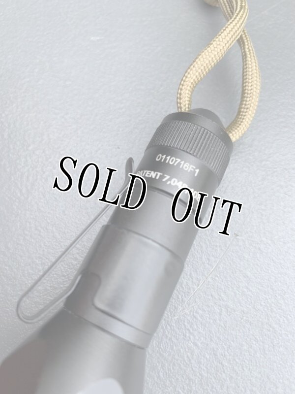 画像2: 米軍放出品 GERBER ガーバー　RECON FLASHLIGHT  (2)