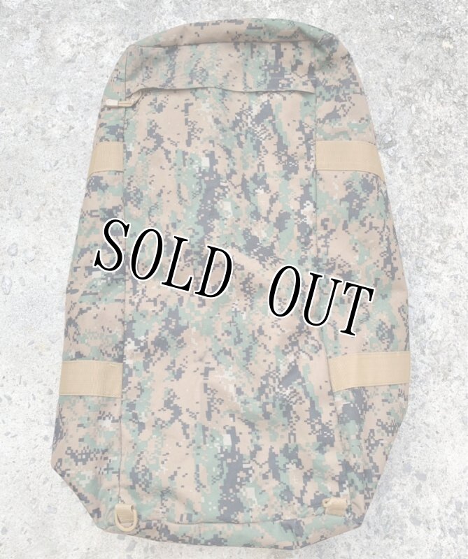 画像2: 米軍放出品  ウッドマーパッド ジャイアント  ダッフルバックパック (2)