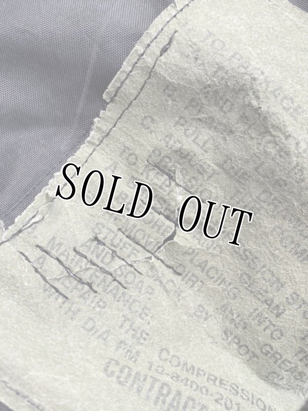 画像7: 米軍実物 スリーピングバッグ 圧縮サック (7)