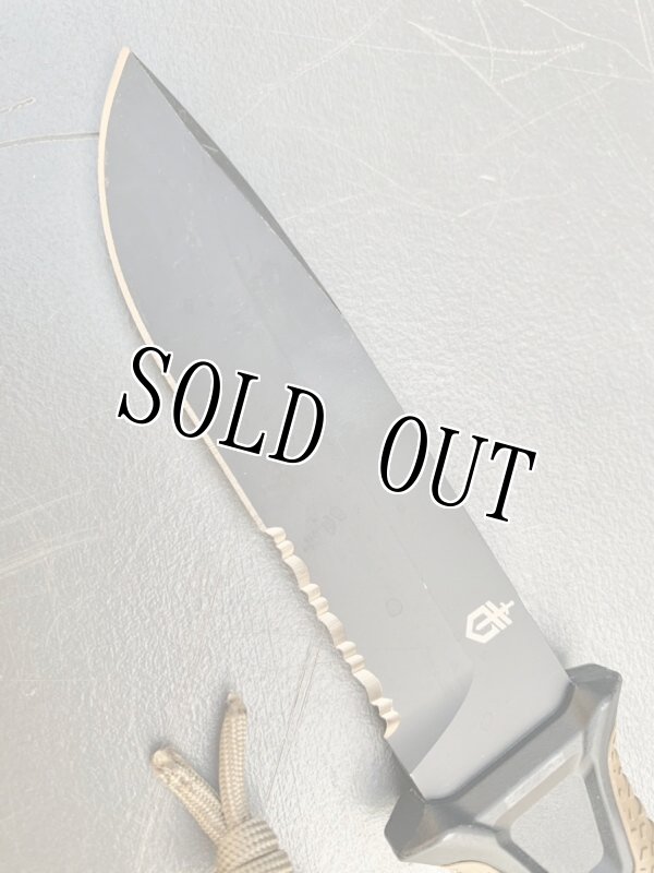 画像2: 米軍放出品 GERBER ハンティングナイフ ノコ Strongarm シース付き  (2)