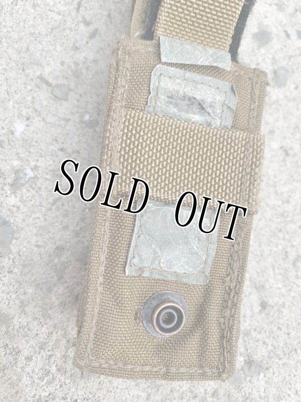 画像6: 米軍実物 青タグ EAGLE 45 スピードリロード  カイデックス  コヨーテ FSBE (6)