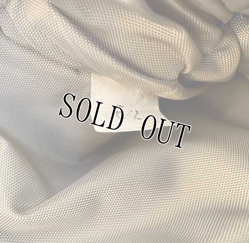 画像5: 米軍実物 EAGLE製 MOLLE  ガスマスク ポーチ コヨーテ (5)