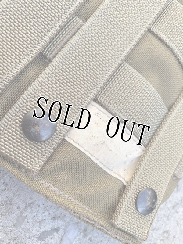 画像3: 米軍実物 EAGLE製 MOLLE  ガスマスク ポーチ コヨーテ (3)