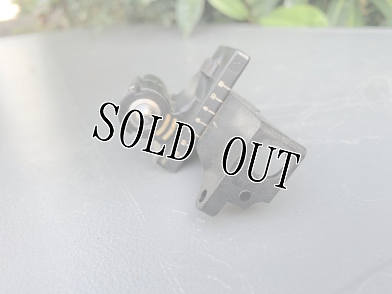 画像6: 米軍実物 AN/AVS-9 Pivot & Adjustment Shelf    USGI Night Vision NVG Goggle Eye Relief  (6)