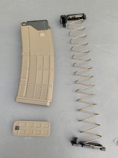 実物 M4 M16A2 PEQ-2 バレル マウント 実物 M4 M16A2 PEQ-2 バレル マウント - メルカリ
