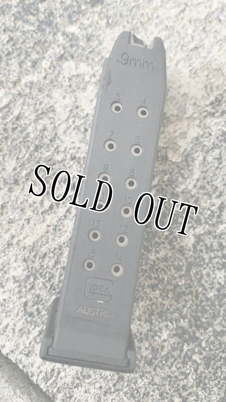 画像2: 米軍実物  GLOCK FACTORY MAG G19 9MM 15RD BLACK (2)