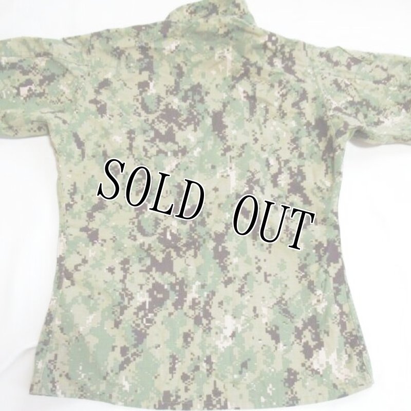 画像3: 米軍実物,US NAVY, AOR2 NUW 迷彩ジャケット TYPEIII S-R (3)