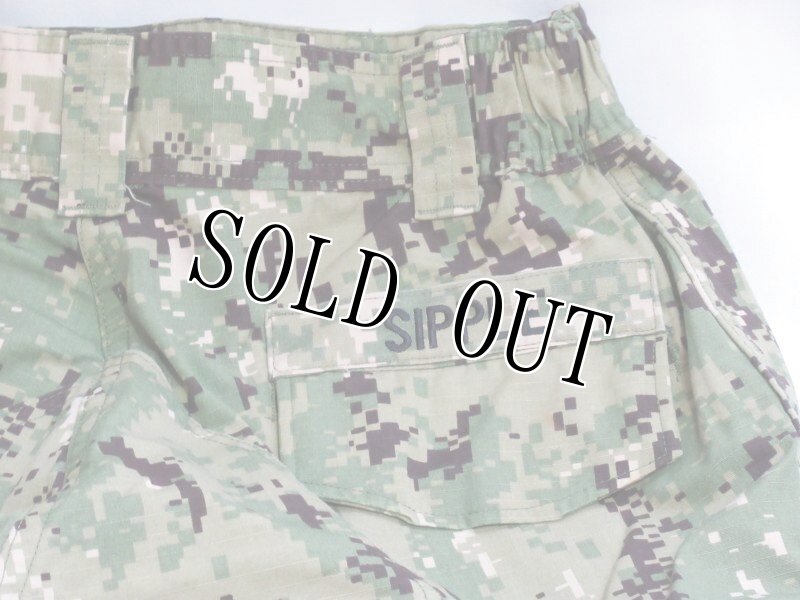 画像3: 米軍実物,US NAVY, AOR2 NUW 迷彩パンツ TYPEIII M-R (3)