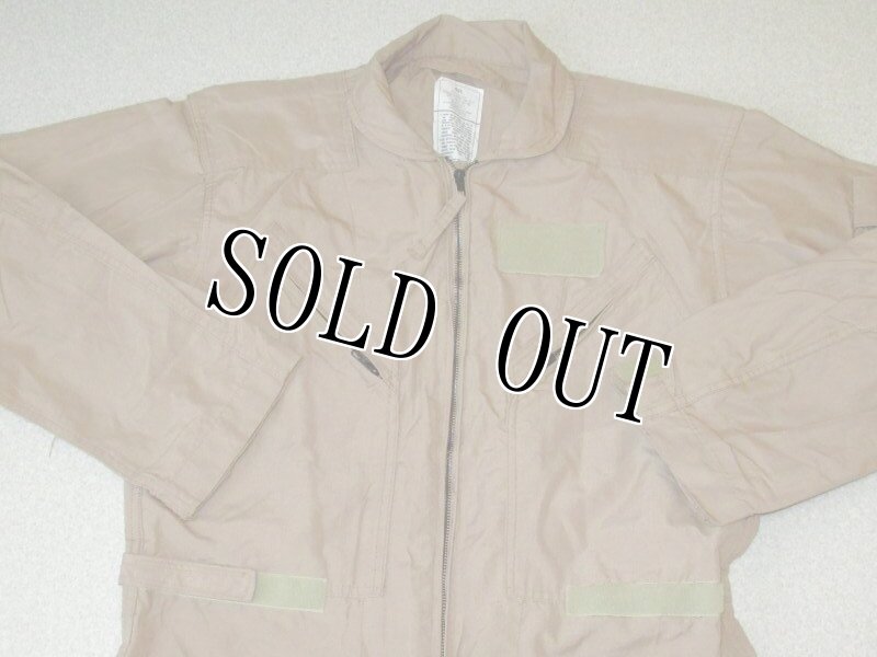 画像2: 米軍実物 CWU27/P フライトスーツ タン 44L (2)