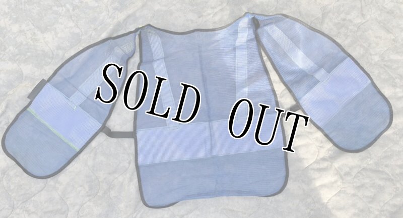 画像4: 米軍実物 POLICE 高強度反射 リフレクション ベスト  (4)